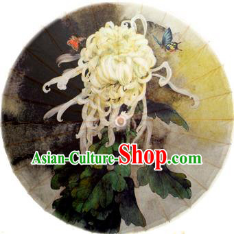 Handmade China Traditional Dance Painting White Chrysanthemum Umbrella Oil-paper Umbrella Stage Performance Props Umbrellas