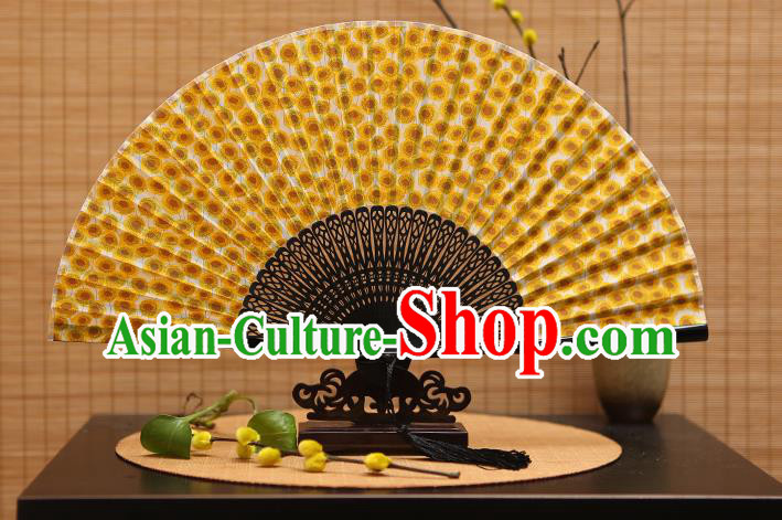 Traditional Chinese Crafts Printing Yellow Folding Fan, China Beijing Opera Silk Fans for Women