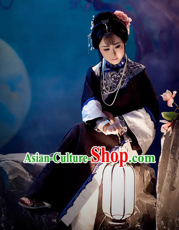 Chinese Ancient Palace Lady Hanfu Han Dynasty Imperial Concubine Queen Embroidered Historical Costumes