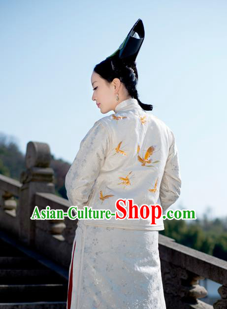 Chinese Ancient Palace Lady Hanfu Han Dynasty Imperial Concubine Queen Embroidered Historical Costumes