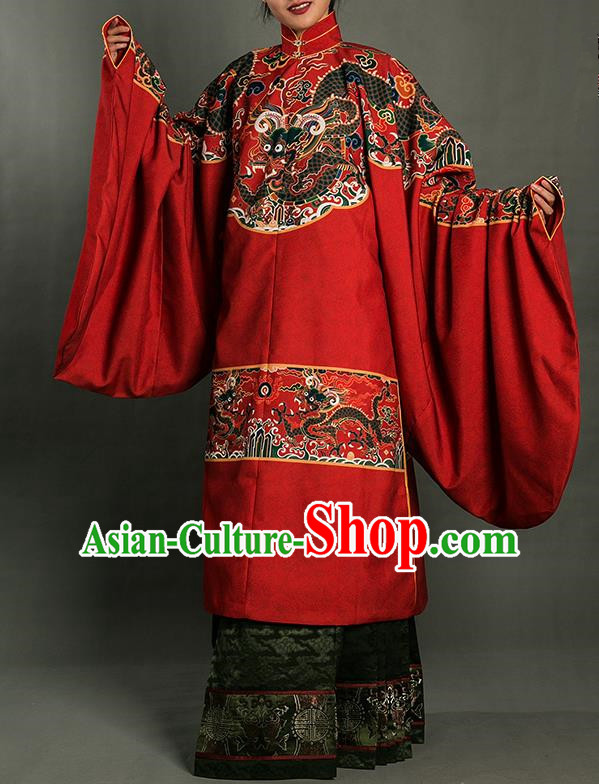 Chinese Traditional Ming Dynasty Queen Clothing Ancient Palace Lady Embroidered Costumes for Women