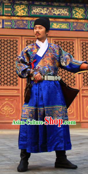 Chinese Traditional Ming Dynasty Imperial Guards Clothing Ancient Blades Embroidered Blue Costumes for Men