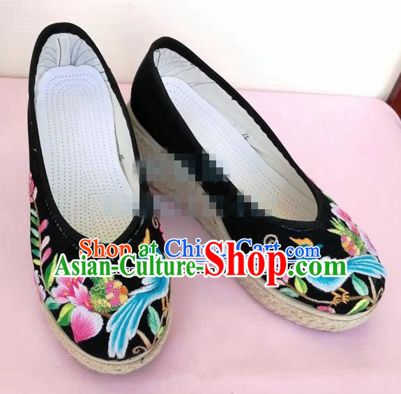 Chinese Traditional Hanfu Shoes Black Embroidered Shoes Handmade Cloth Shoes for Women