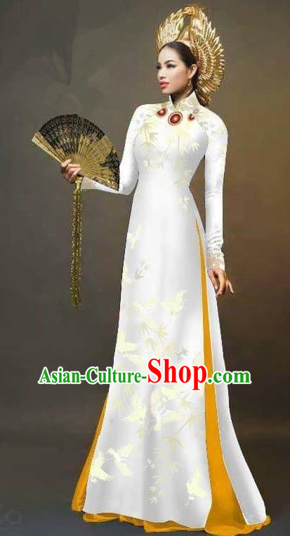 Asian Vietnam National Costume Vietnamese Trational Dress Printing Bamboo White Ao Dai Cheongsam for Women