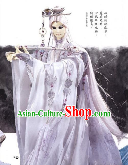 Traditional China Ancient Cosplay Royal Highness Embroidered Costume Swordsman Clothing for Men