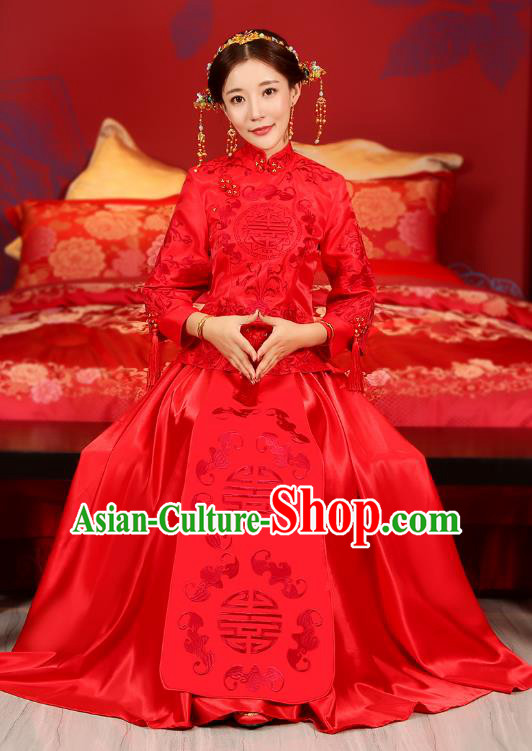 Traditional Chinese Wedding Costumes Traditional Xiuhe Suits Ancient Chinese bridal Full Dress