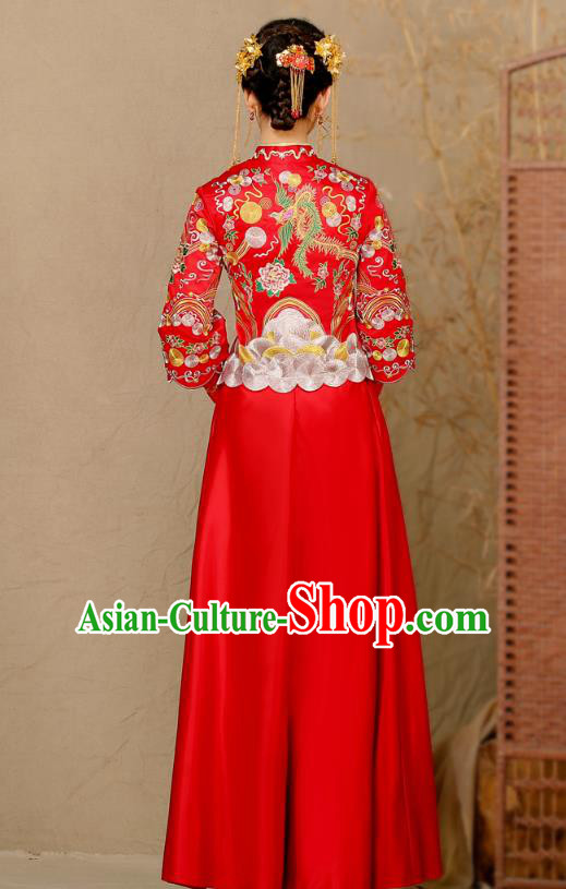 Traditional Chinese Wedding Costumes Traditional Xiuhe Suits Ancient Chinese bridal Full Dress