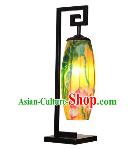 Handmade Traditional Chinese Silk Lantern Painting Lotus Desk Lamp Palace Lantern