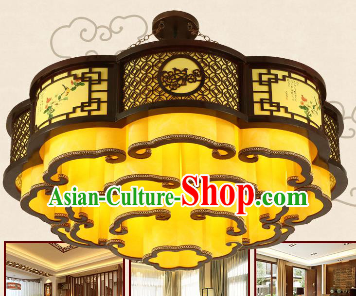 China Traditional Handmade Ancient Pierced Wood Lantern Palace Lanterns Ceiling Lamp