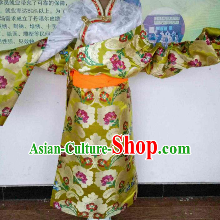 Chinese Tibetan Nationality Costume Yellow Robe, Traditional Zang Ethnic Minority Clothing for Women