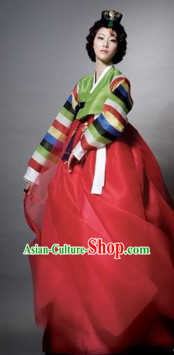 Korean Traditional Palace Clothing Empress Hanbok Green Blouse and Red Dress Korea Fashion Apparel for Women