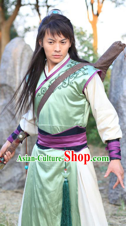 Chinese Ming Dynasty Swordsman Hanfu Green Clothing Ancient Knight-errant Replica Costume for Men