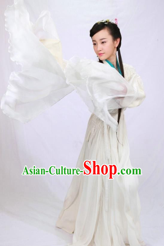 Ancient Chinese Song Dynasty Swordswoman White Dress Embroidered Replica Costume for Women