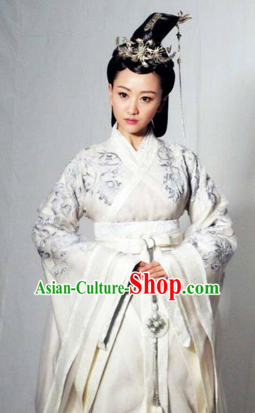 Chinese Ancient Northern and Southern Dynasties Qi Kingdom Empress Xiao Hanfu Dress Replica Costume for Women