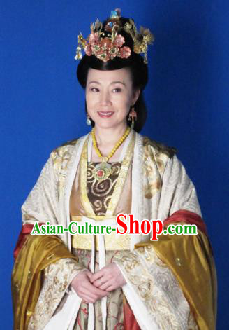 Chinese Ancient Five Dynasties and Ten Kingdoms Queen Li Hanfu Dress Replica Costume for Women