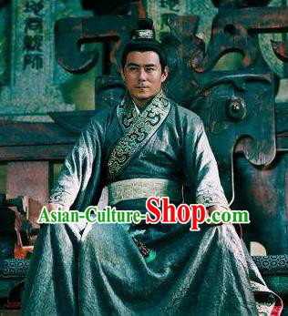 Ancient Chinese Eastern Han Dynasty Swordsman Replica Costume for Men