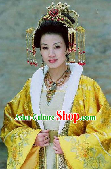 Chinese Ancient Tang Dynasty Empress Zhangsun of Li Shimin Embroidered Dress Replica Costume for Women
