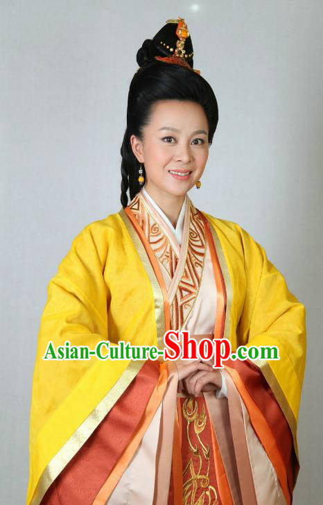 Traditional Chinese Ancient Warring States Period Qin Kingdom Imperial Consort Yong Embroidered Replica Costume for Women