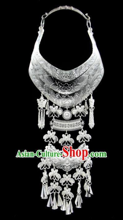 Chinese Traditional Miao Nationality Accessories Sliver Peacock Necklace, Hmong Ethnic Female Tassel Necklet for Women