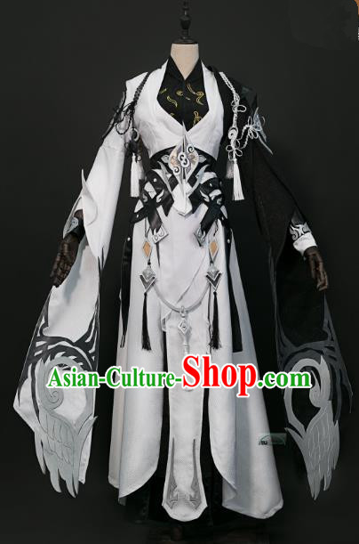 China Ancient Cosplay Taoist Priest Swordsman Costumes Chinese Traditional Knight-errant Clothing for Men