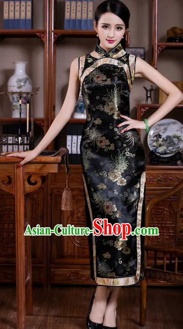 Chinese Traditional Costume Graceful Chrysanthemum Cheongsam China Tang Suit Black Brocade Qipao Dress for Women