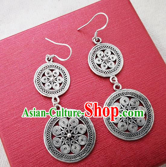 Chinese Handmade Miao Nationality Jewelry Accessories Hmong Sliver Hub Earrings for Women