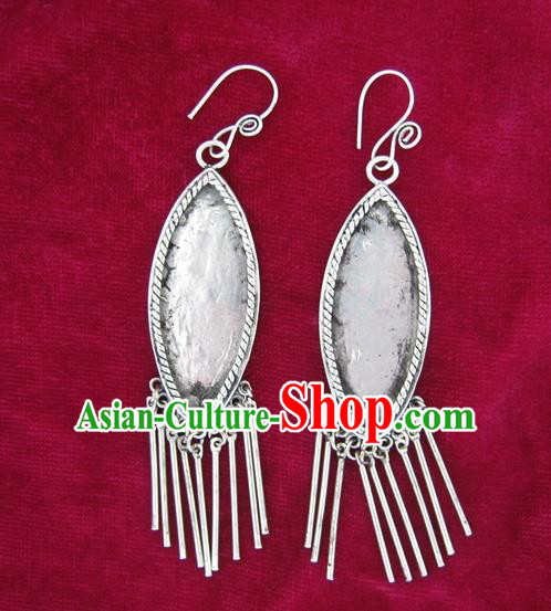 Chinese Handmade Miao Nationality Jewelry Accessories Sliver Leaf Earrings for Women