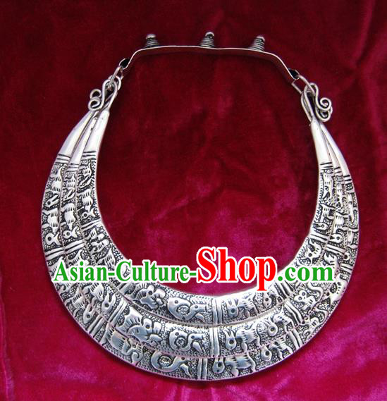 Chinese Miao Nationality Ornaments Sliver Carving Chinese Zodiac Necklace Traditional Hmong Necklet for Women