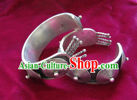 Traditional Chinese Miao Nationality Hair Accessories Hmong Female Folk Dance Hairpins Bracelet Sliver Necklace Headwear for Women