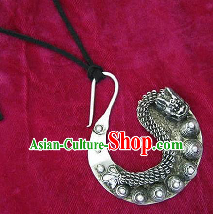 Chinese Handmade Miao Sliver Carving Dragon Necklace Hmong Nationality Necklet for Women