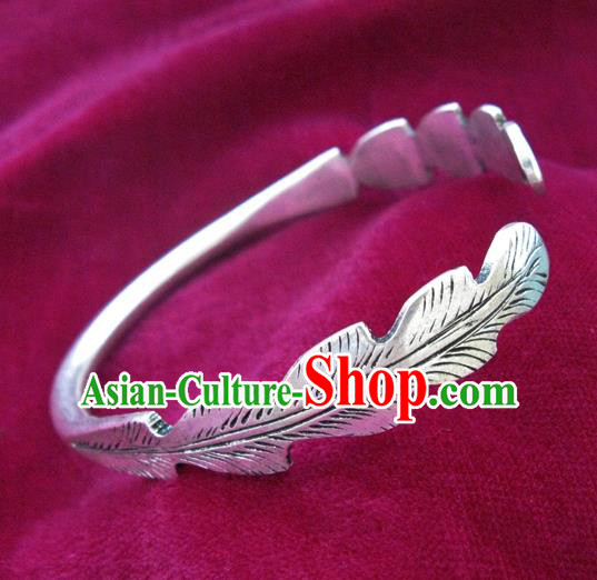 Handmade Chinese Miao Nationality Carving Feather Bracelet Traditional Hmong Sliver Bangle for Women