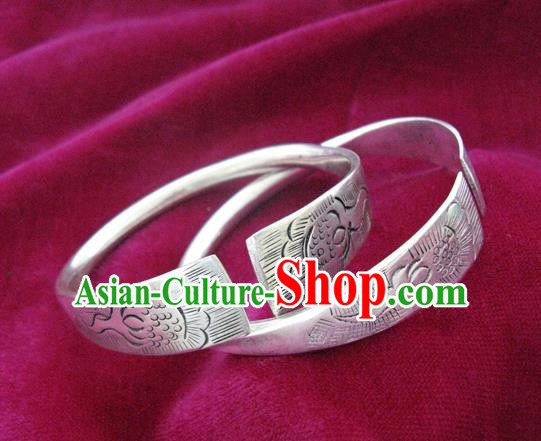 Traditional Chinese Miao Nationality Hair Accessories Hmong Female Folk Dance Hairpins Bracelet Sliver Necklace Headwear for Women