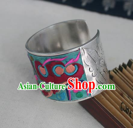 Traditional Chinese Miao Nationality Hair Accessories Hmong Female Folk Dance Hairpins Bracelet Sliver Necklace Headwear for Women