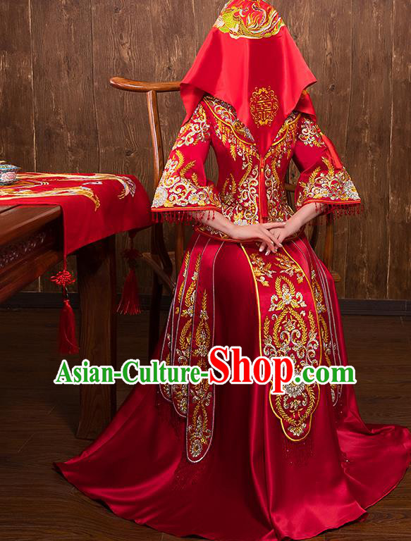 Chinese Traditional Wedding Bridal Embroidered Xiuhe Suit Ancient Bride Red Diamante Cheongsam for Women