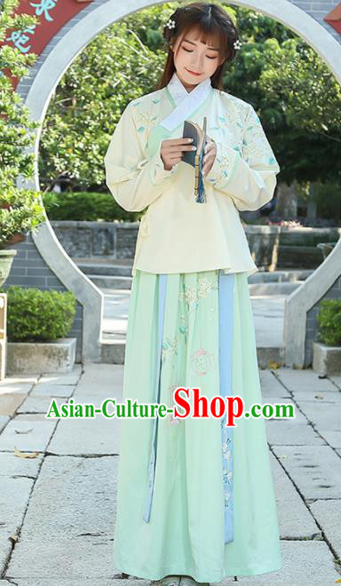 Chinese Traditional Ming Dynasty Young Lady Costume Ancient Hanfu Dress for Rich Women
