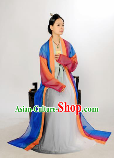 Chinese Ancient Hanfu Traditional Jin Dynasty Embroidered Historical Costumes