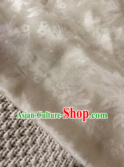Asian Chinese Traditional Cheongsam Silk Fabric Royal Pattern White Brocade Cloth Silk Fabric