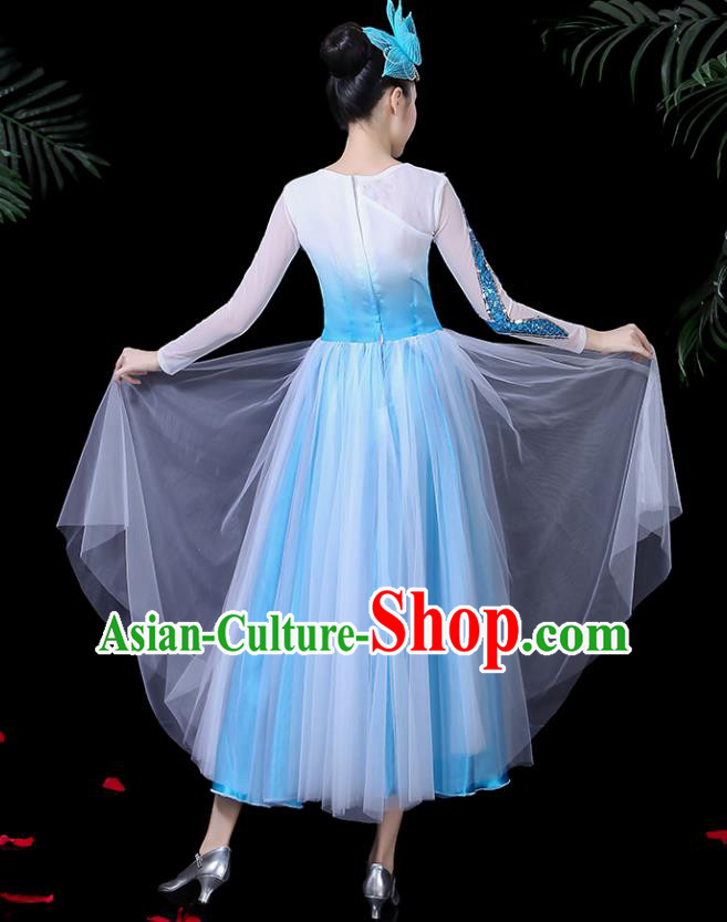 Traditional Chinese Fan Dance Folk Dance Costume Classical Yangko Dance Classical Dance Dress