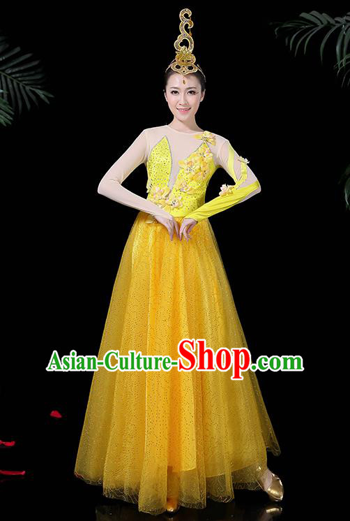 Chinese Classical Dance Yellow Long Dress Traditional Folk Dance Fan Dance Clothing for Women