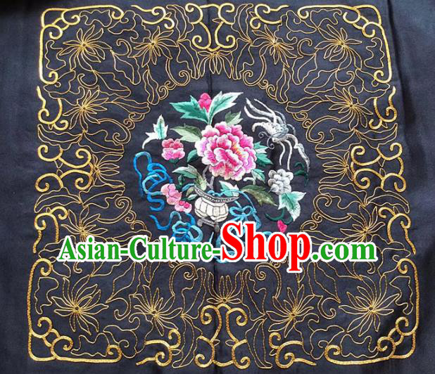 Chinese Traditional Handmade Embroidery Craft Embroidered Cloth Patches Embroidering Peony Silk Piece