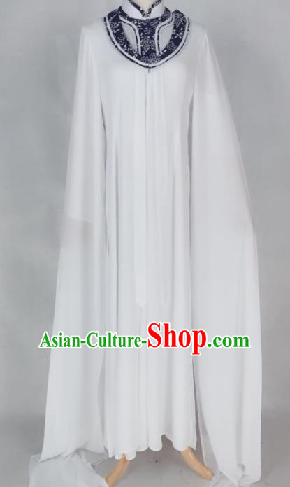 Chinese Traditional Peking Opera Actress Qin Xianglian White Dress Ancient Countess Costume for Women