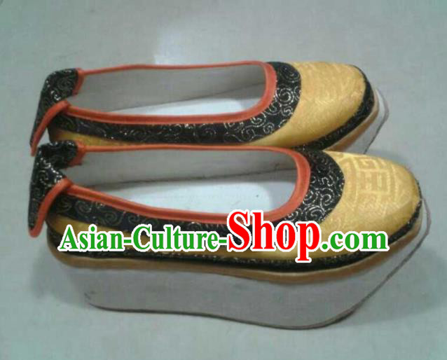 Chinese Kung Fu Shoes Mens Shoes Opera Shoes Hanfu Shoes Yellow Embroidered Shoes Monk Shoes