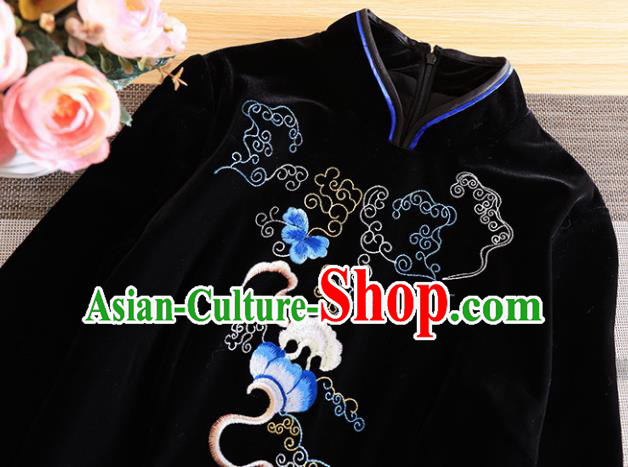 Chinese Traditional Embroidered Black Cheongsam National Costume Qipao Dress for Women
