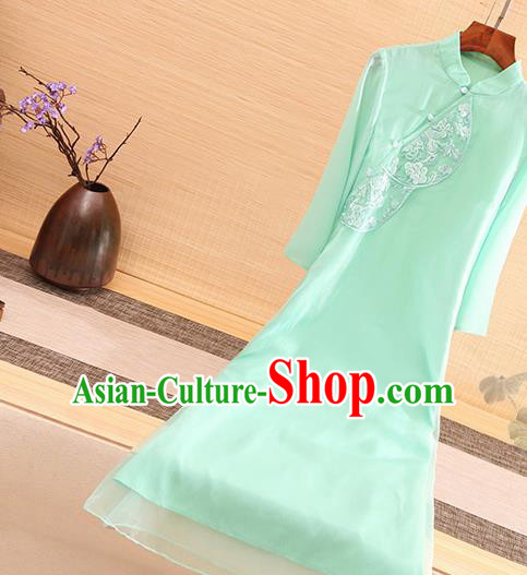 Traditional Chinese Tang Suit Embroidered Green Cheongsam National Costume Qipao Dress for Women