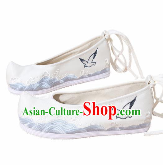 Chinese National Beige Embroidered Shoes Ancient Traditional Princess Shoes Hanfu Shoes for Women