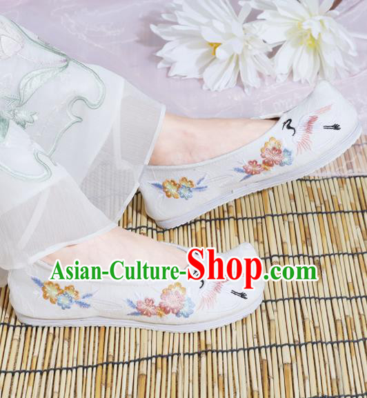 Chinese National Embroidered Crane White Shoes Ancient Traditional Princess Shoes Hanfu Shoes for Women