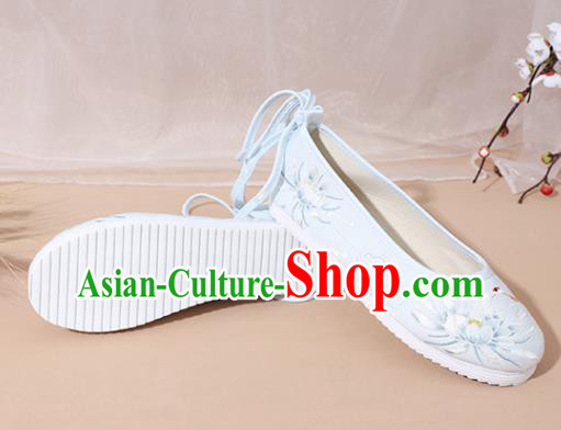 Chinese National Embroidery Lotus Light Blue Hanfu Shoes Traditional Princess Shoes Embroidered Shoes for Women
