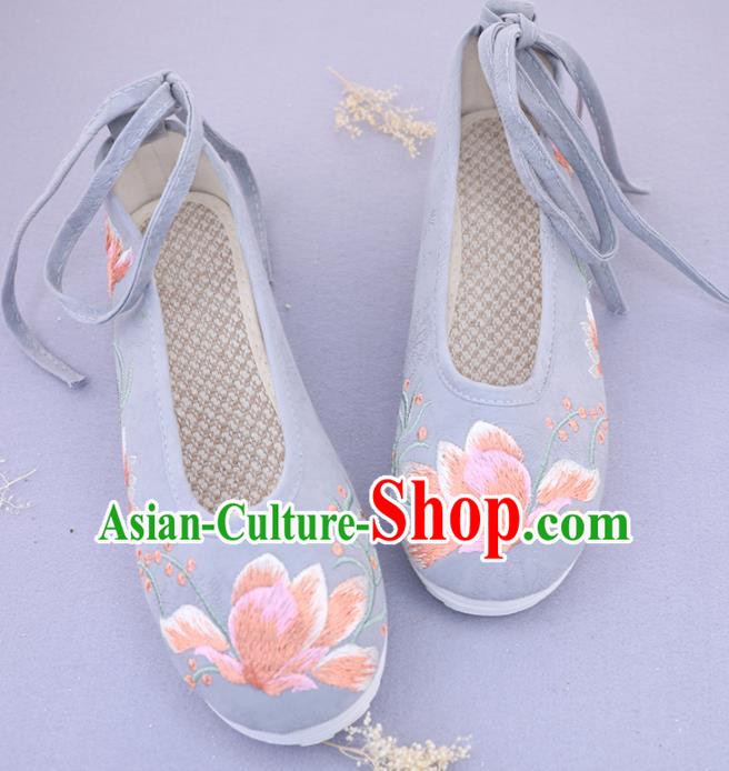 Traditional Chinese Ancient Princess Embroidered Magnolia Blue Shoes Cloth Shoes Handmade Hanfu Shoes for Women