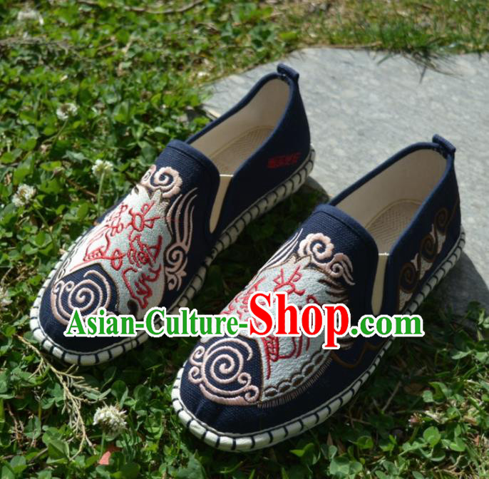 Traditional Chinese Embroidered Navy Shoes Handmade Flax Shoes National Multi Layered Cloth Shoes for Men