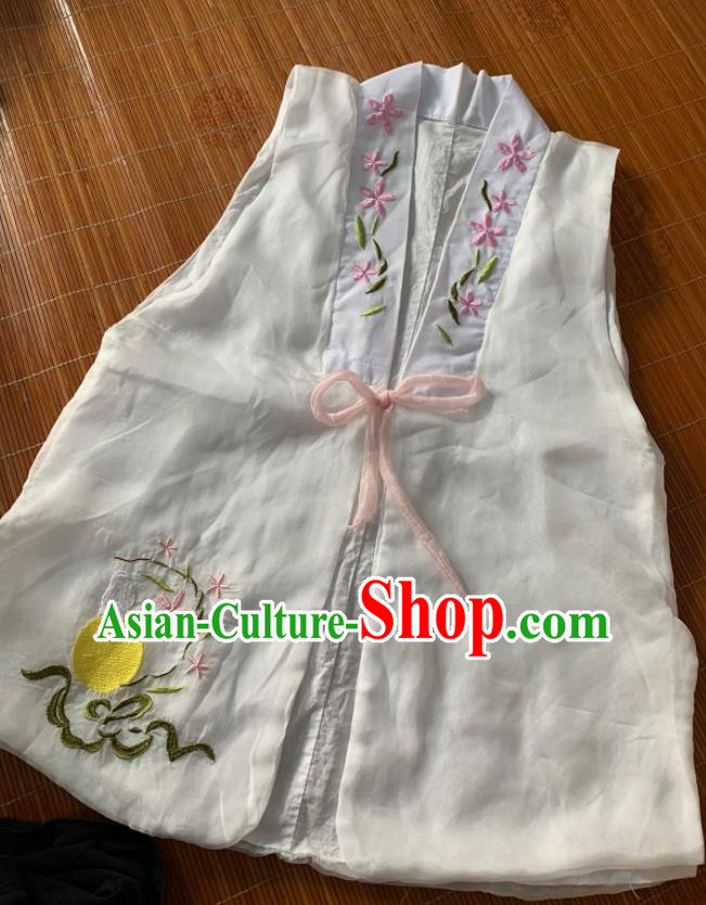 Chinese Ancient Nobility Lady White Vest Traditional Ming Dynasty Princess Costume for Women